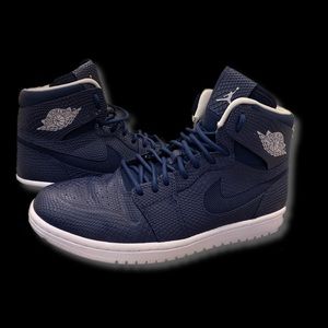 Air Jordan 1 Retro High Nouveau “Midnight Navy”